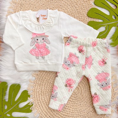 Conj. Casaco Coelhinha Camponesa e Calça  - Off White e Rosa